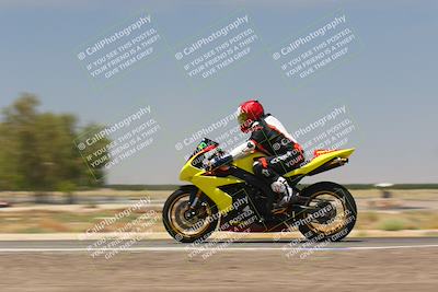 media/Jul-22-2022-TrackDaz (Fri) [[ca4971259a]]/Group B/130pm (Wheelie Bump)/